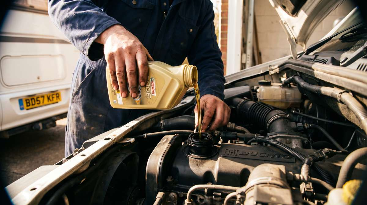 engine_oil_feature_compressed